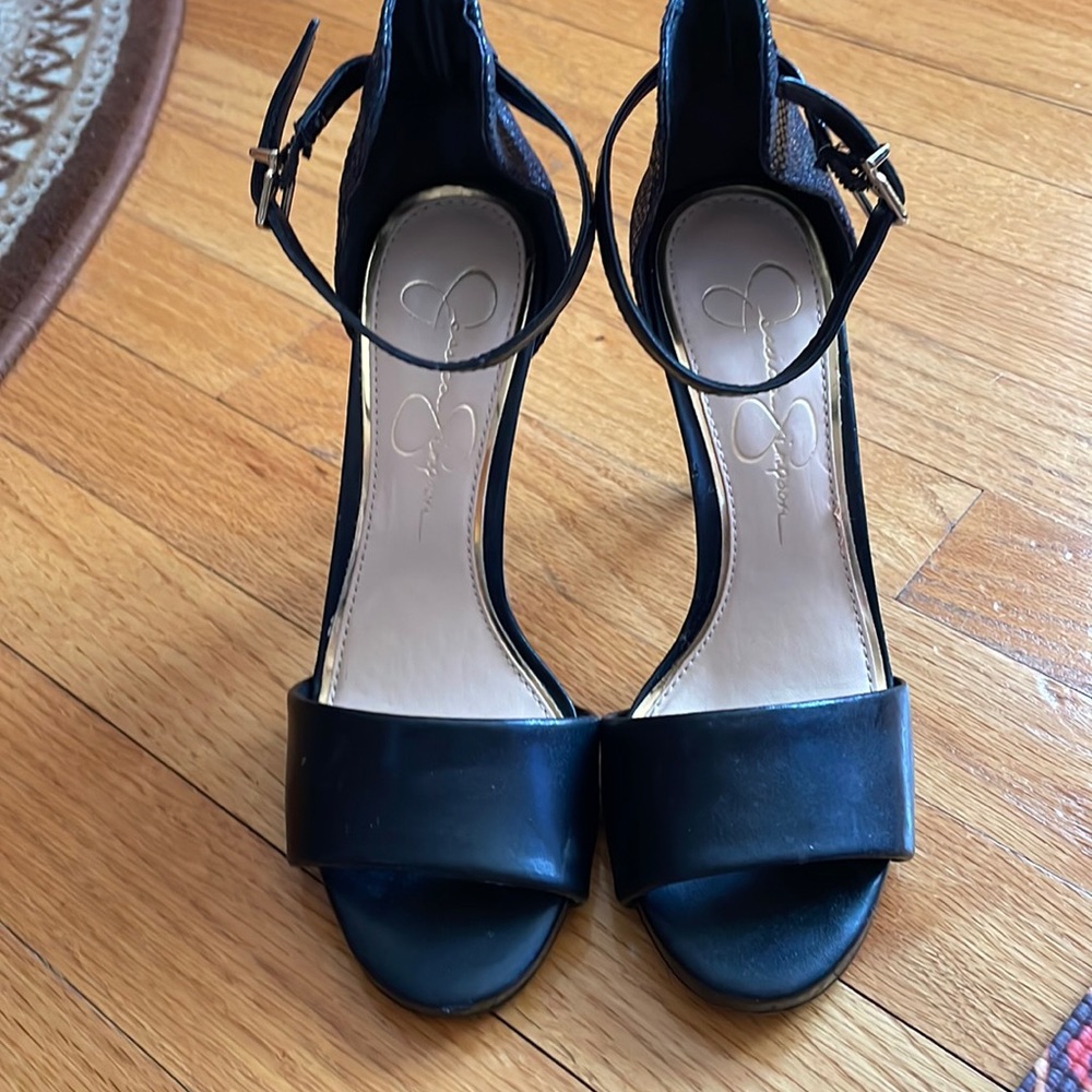 Black sandals